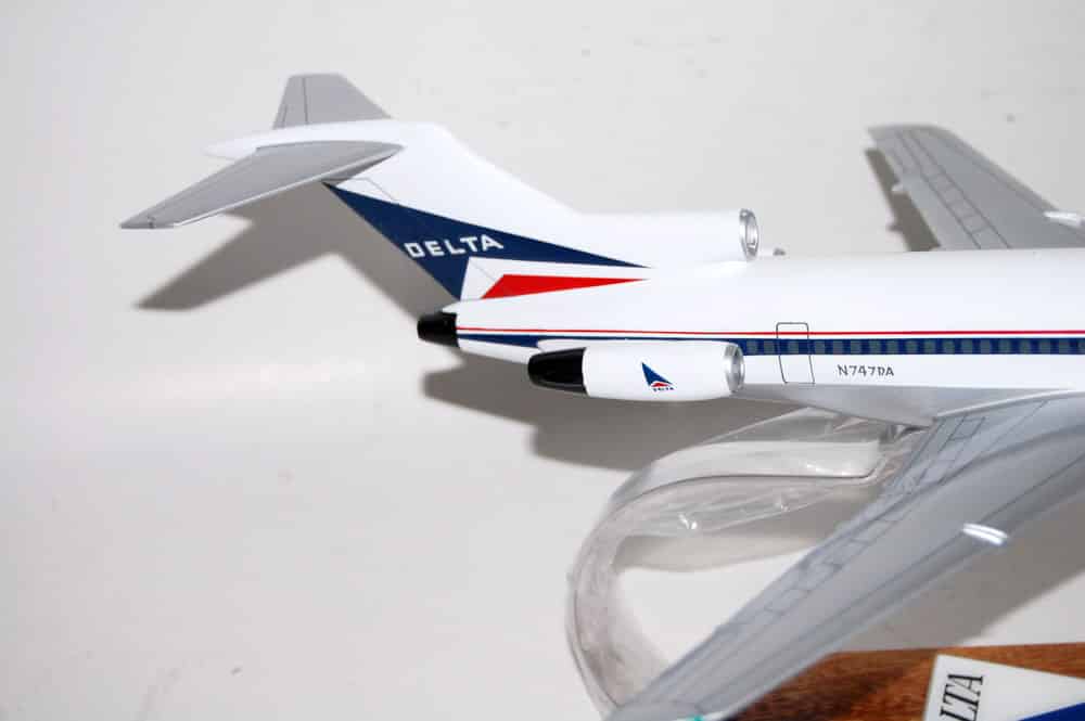 Delta Airlines B727 Model
