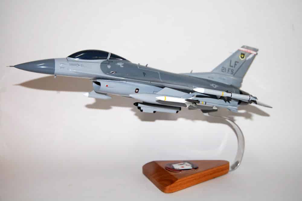 21st Fighter Squadron F-16 Fighting Falcon Model