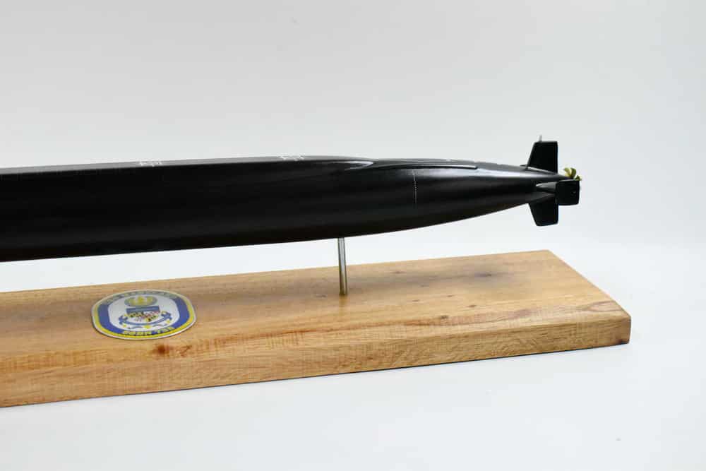 USS Maryland SSBN-738 Submarine Model (Black Hull)