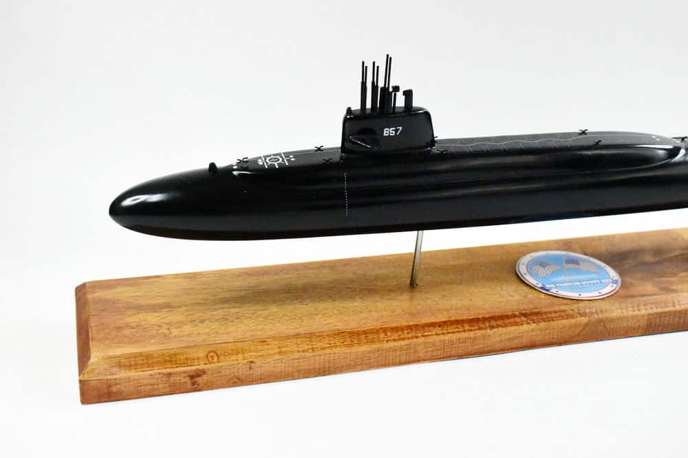USS Francis Scott Key SSBN-657 Submarine Model (Black Hull)