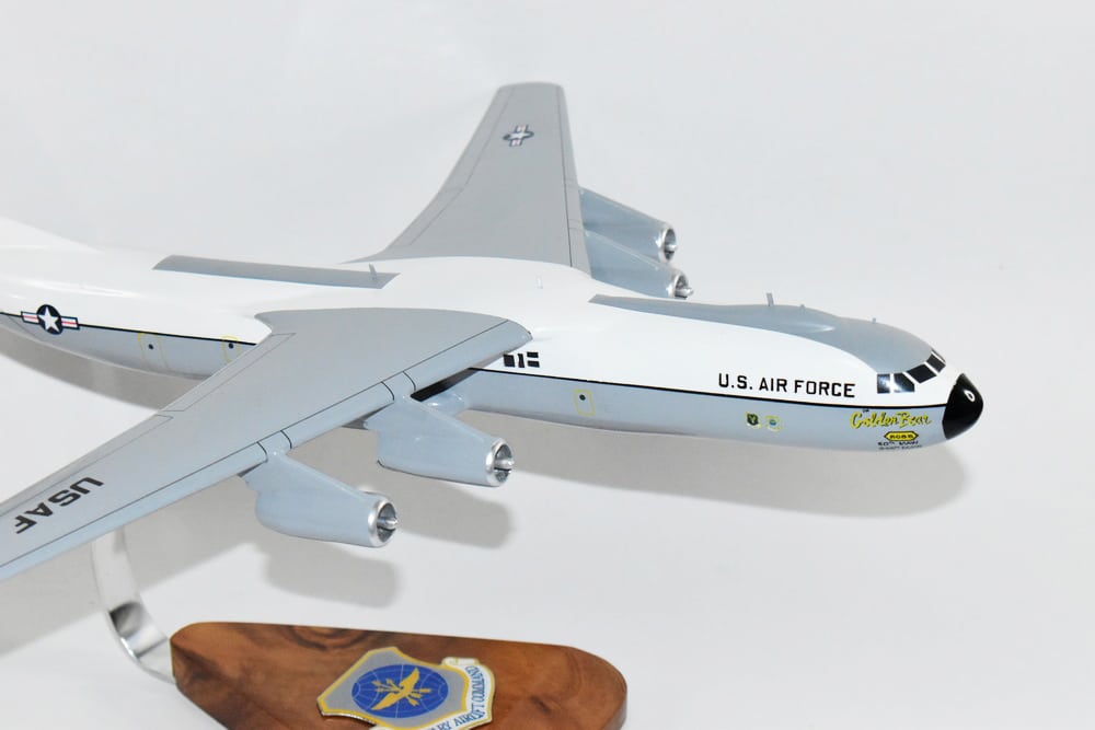 Military Airlift Command "Golden Bear"8088 C-141B Model