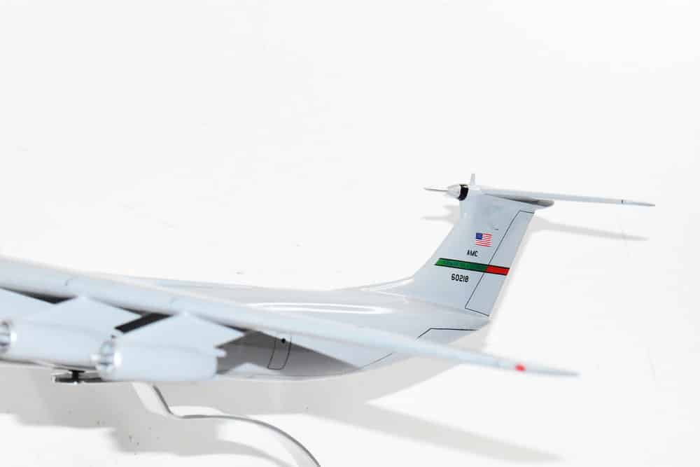 97th Airlift Squadron Fightin' Roos McChord C-141b Model