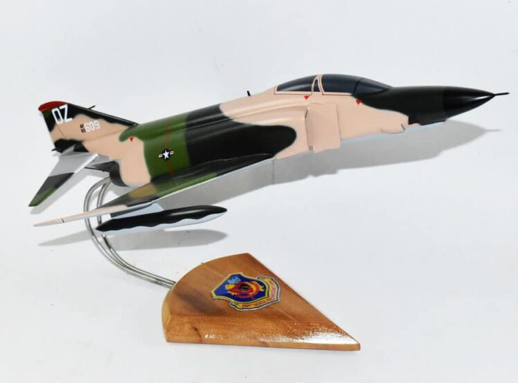 RF-4c model
