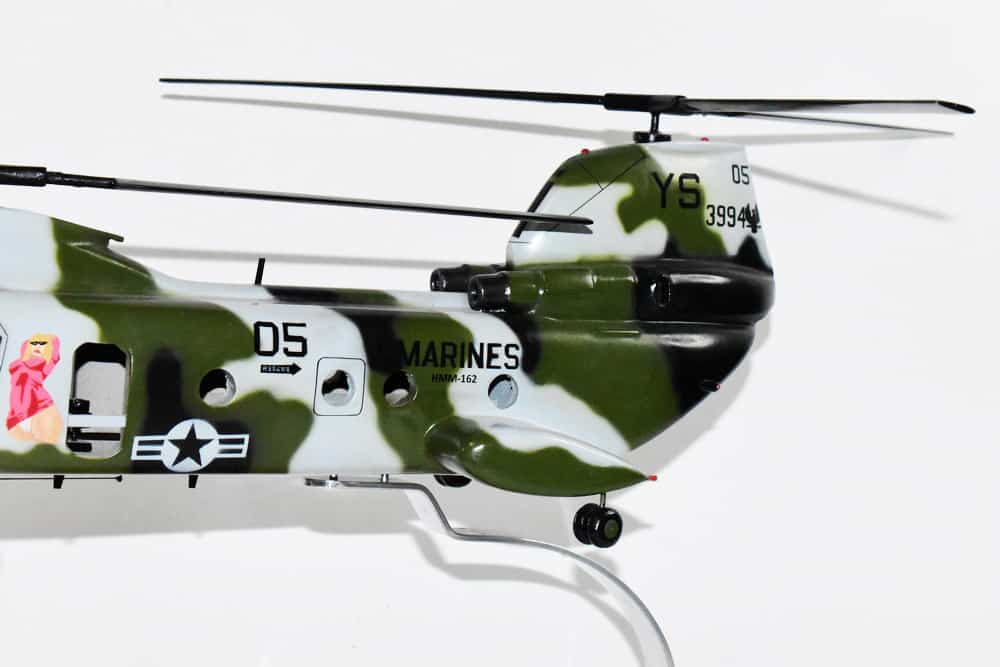 HMM-162 Golden Eagles 1991 CH-46E Model