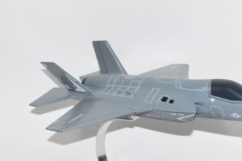 VMFAT-501 Warlords 2016 F-35B Lightening II Model