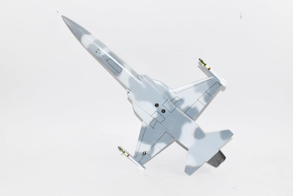VF-43 Challengers F-5 Model