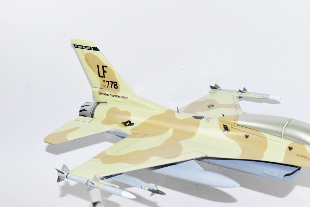 Operation Southern Watch “Mig Killer” 310th FS F-16D Model,Lockheed Martin,Mahogany Scale Model