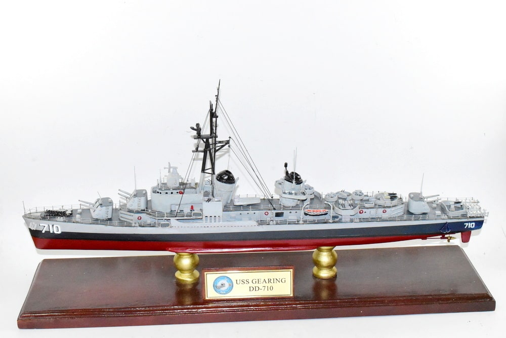 USS Gearing (DD-710) Destroyer Model