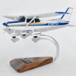 Cessna® 172 Skyhawk, Sea Land Flight, Mahogany Scale Model