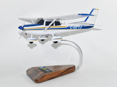 Cessna® 172 Skyhawk, Sea Land Flight, Mahogany Scale Model