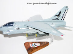 VA-72 Blue Hawks (1990) A-7e Corsair II Model
